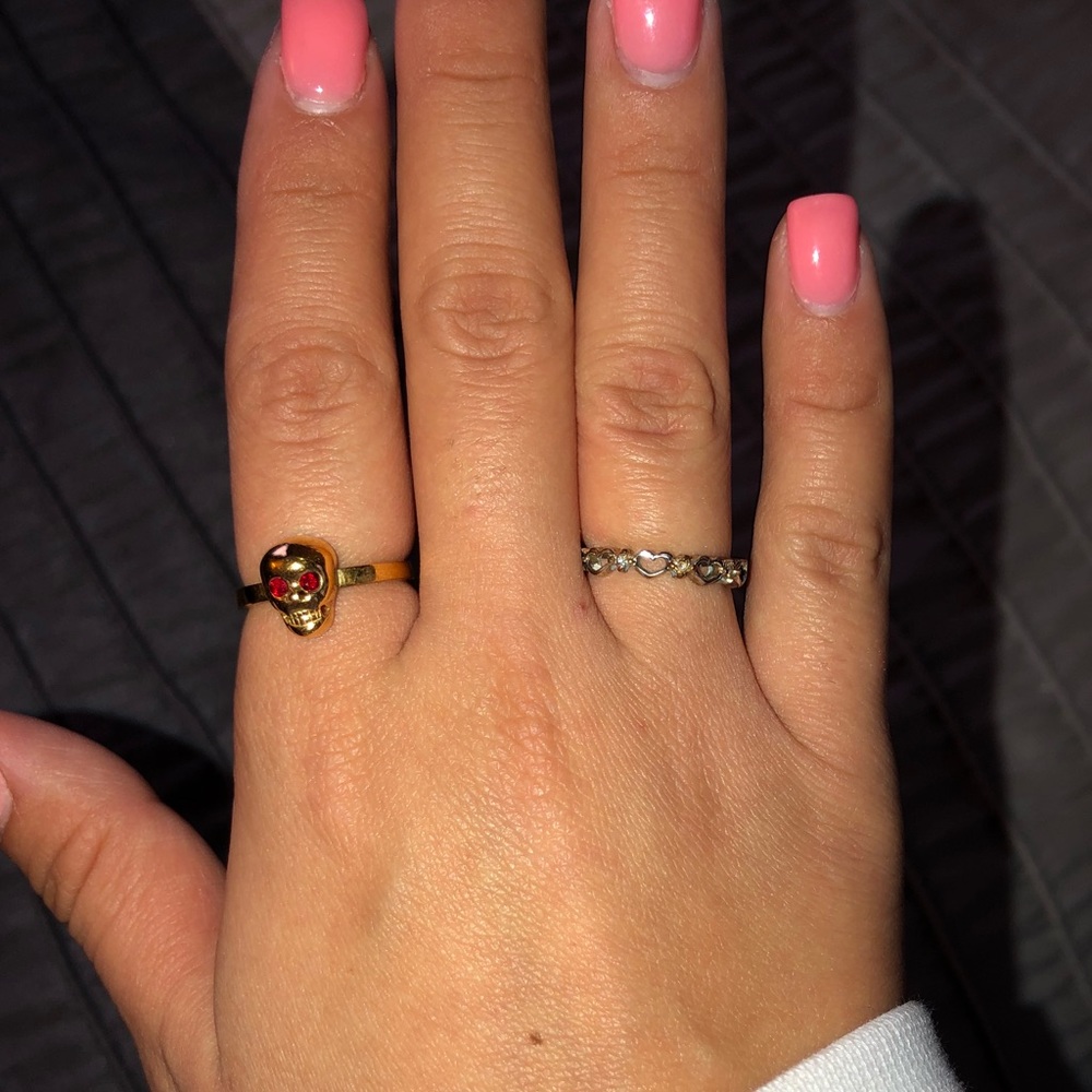 Scull & diamond heart rings